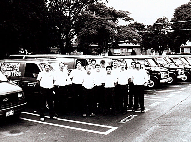 12_-1801_trucks_techs-2