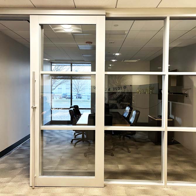 doors-aluminum-670x670