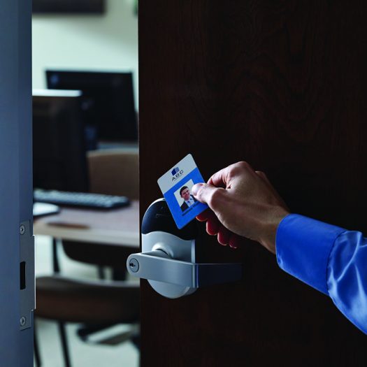 eac_cardreader_670x670